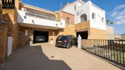 Chalet de Lujo en Palomares, Almería: 4 Dormitorios, 3 Baños, Vistas al Mar
