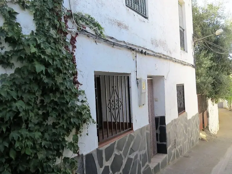 Casa en Venta Cadiar 4 Dormitorios Jardin Grande Vistas