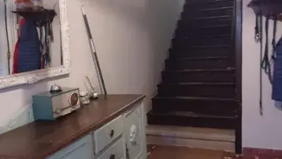 Casa en Venta en Abionzo Villacarriedo 261m2 Jardin Huerta