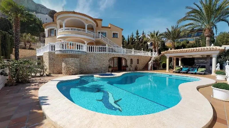 Villa con Vistas en Maryvilla Calpe 4 Apartamentos Jacuzzi Piscina