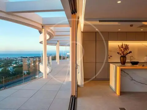 Atico Duplex Lujo 4 Dormitorios Benahavis Piscina Privada Vistas Mar