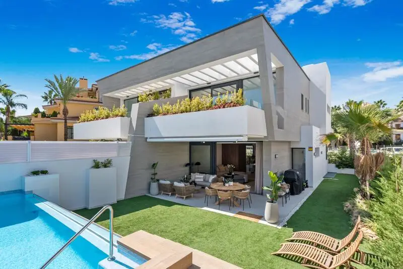 Villa de Lujo 5 Dormitorios Marbella Banus Bay
