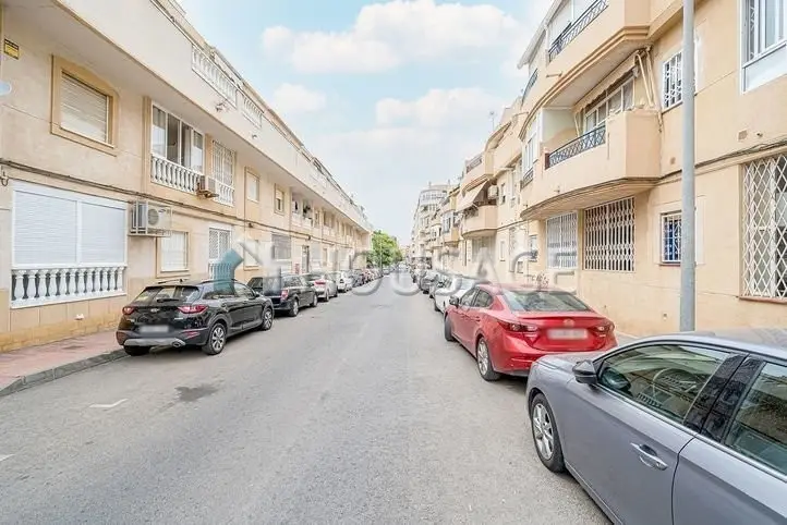 Piso en venta Torrevieja 2 dormitorios 1 baño cerca playa
