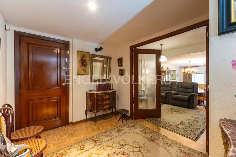 Apartamento 207m2 en Valencia 5 habitaciones 3 baños Gran potencial