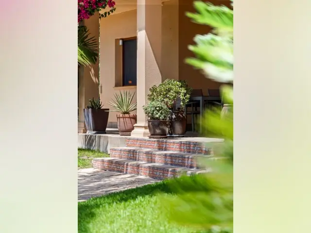 Casa-Villa de 5 Dormitorios en venta Elche, España