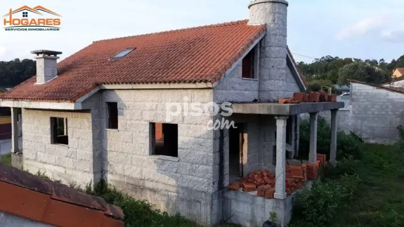 Chalet en venta en Taborda Tomiño 3 habitaciones 200m2