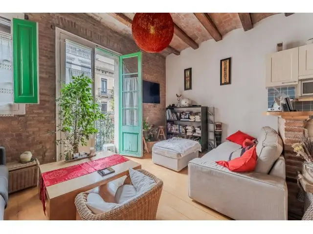 Piso con Licencia Turistica en Gran de Gracia Barcelona