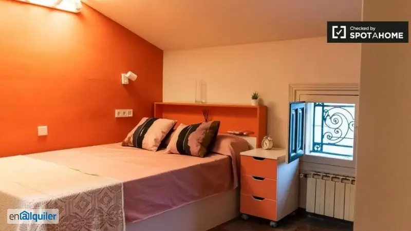 Estudio en Alquiler Granada Media Pensi	ón Incluida