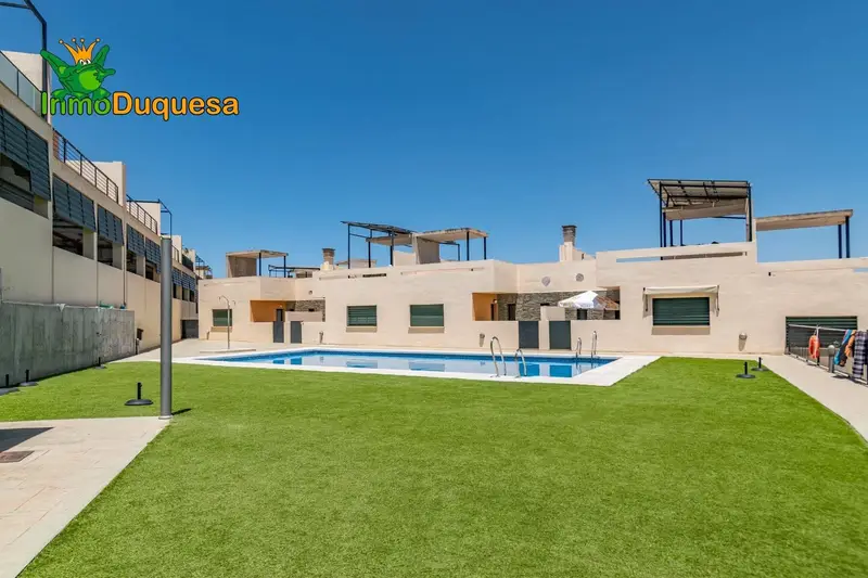 Adosado en Venta Las Gabias 3 Dormitorios Terrazas Sótano