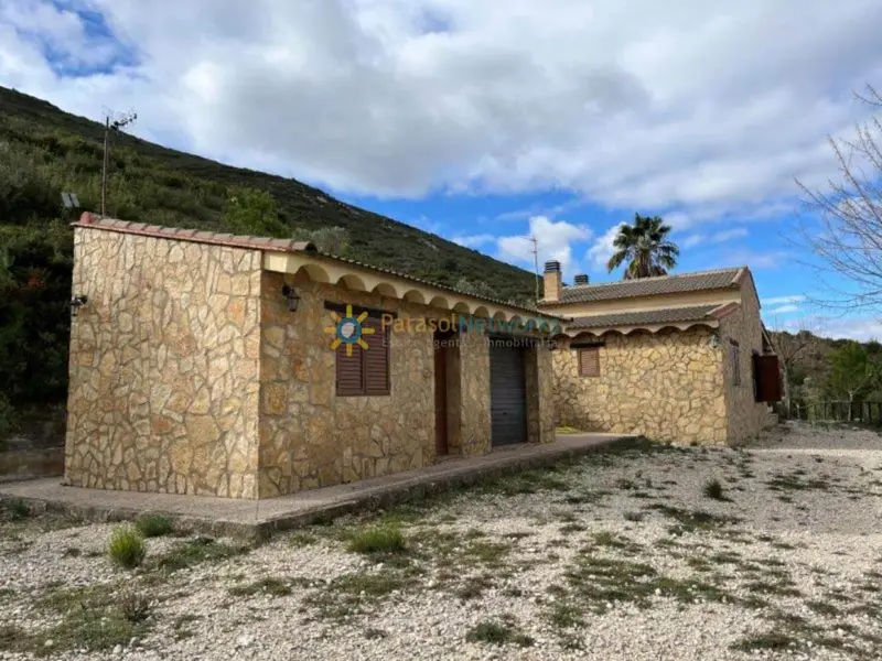 Chalet en Venta Ontinyent con Vistas Panoramicas