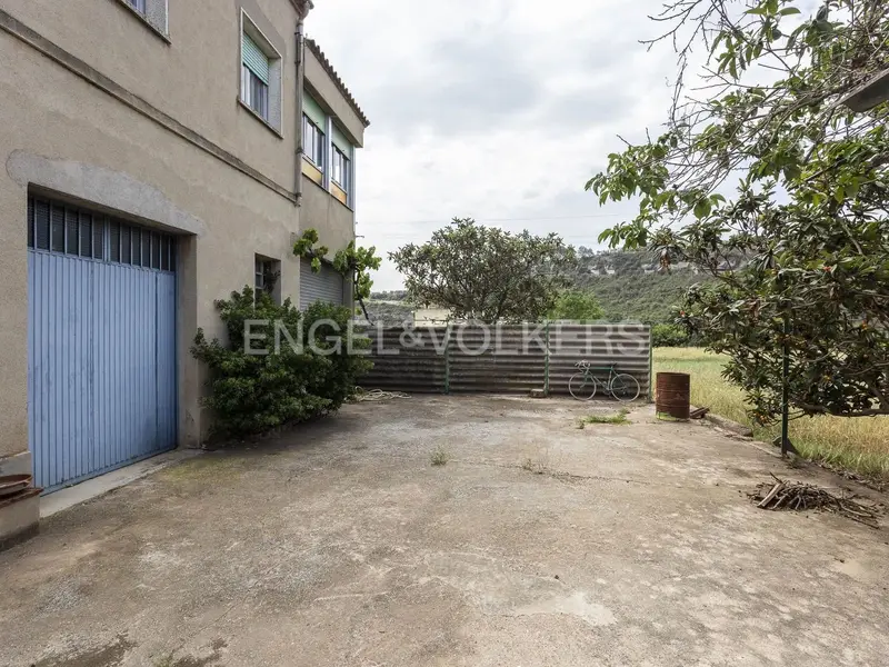 Finca Rustica en Venta cerca Manresa con terreno de regadío