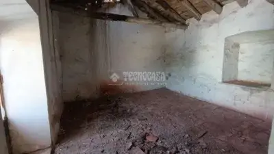 Casa Adosada para Reformar en Navas de Tolosa 356m²