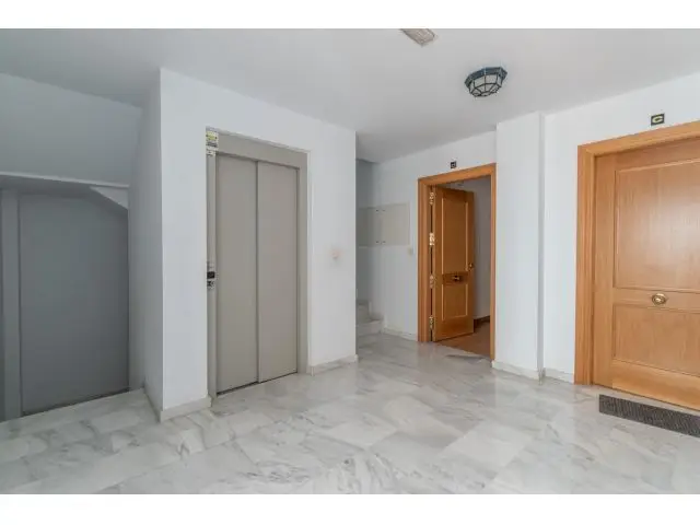 Piso en Venta en La Zubia Granada con Garaje y Trastero