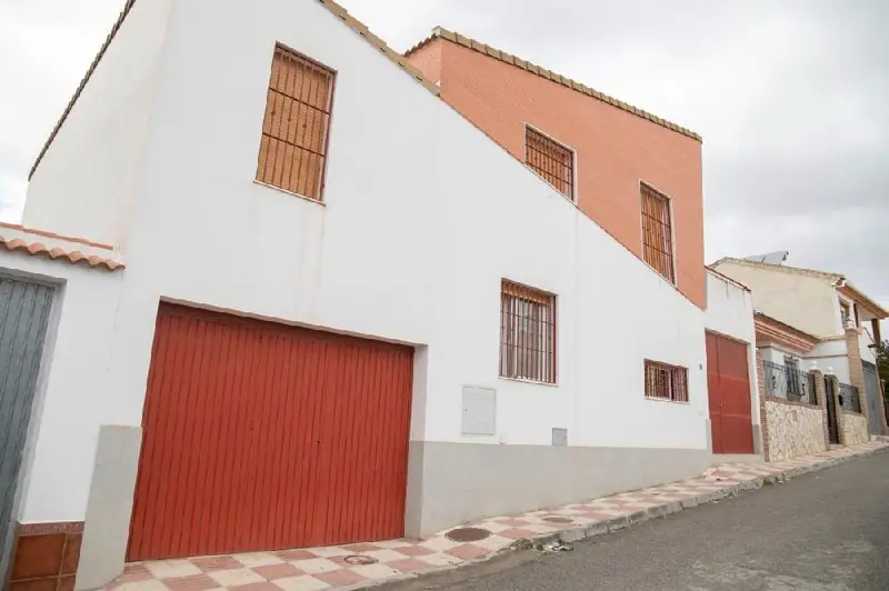 Casa en Venta 5 Dormitorios Tocón Illora