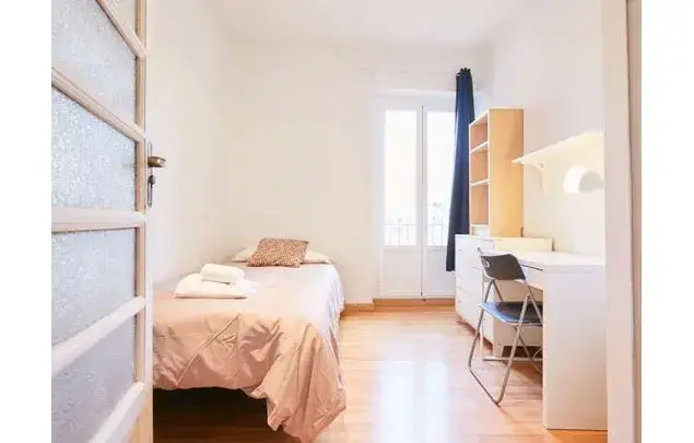 Alquiler Habitaciones Madrid Piso Amueblado 4 Dormitorios