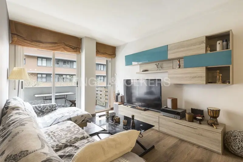 Apartamento en venta en Diagonal Mar con terraza y garaje opcional