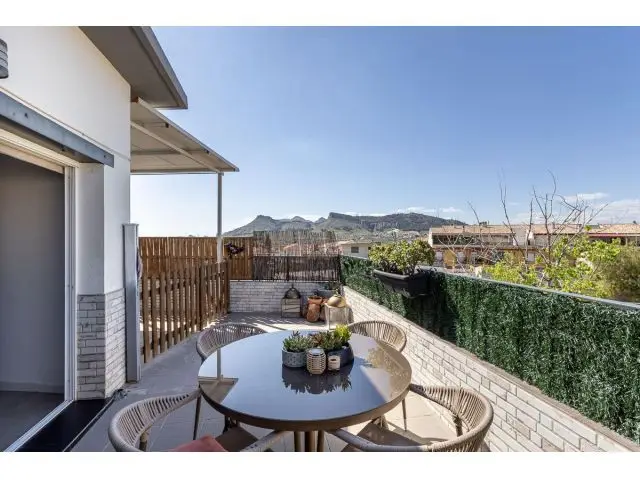 Ático con Terraza 50m2 y Vistas en Albolote