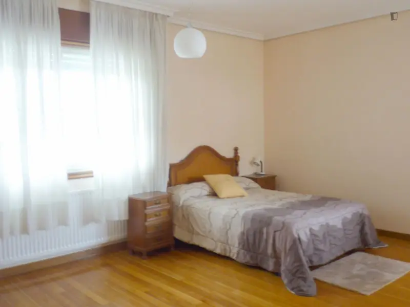 Habitaci	ón en Alquiler Vigo - Cerca Universidad