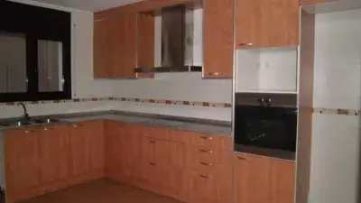 Casa adosada en Guimera con inquilinos - Oportunidad de inversion