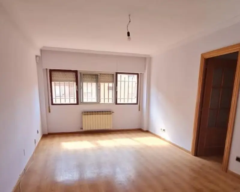 Piso 73m2 4 habitaciones Zaragoza