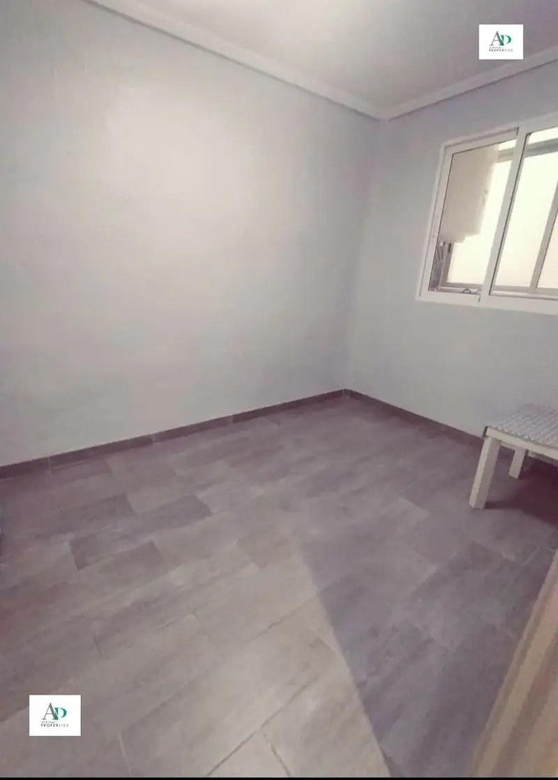 Alquiler Piso Elche 2 Dormitorios Balcón Ideal Larga Temporada