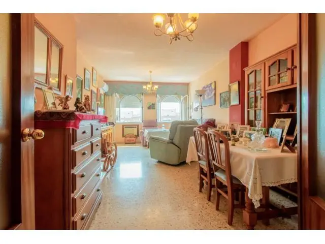 Piso en Venta Montequinto Sevilla 4 Dormitorios 2 Baños