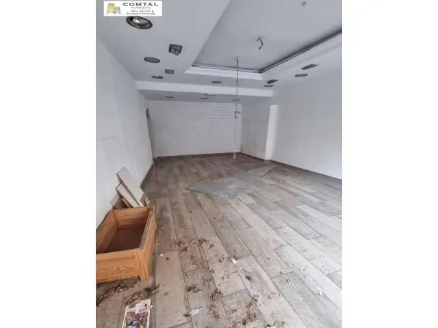 Local en Alquiler en Plaça del Comerç 60m2
