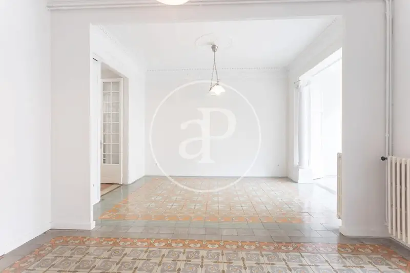 Apartamento en alquiler en Eixample Derecho 156m2 Finca Regia