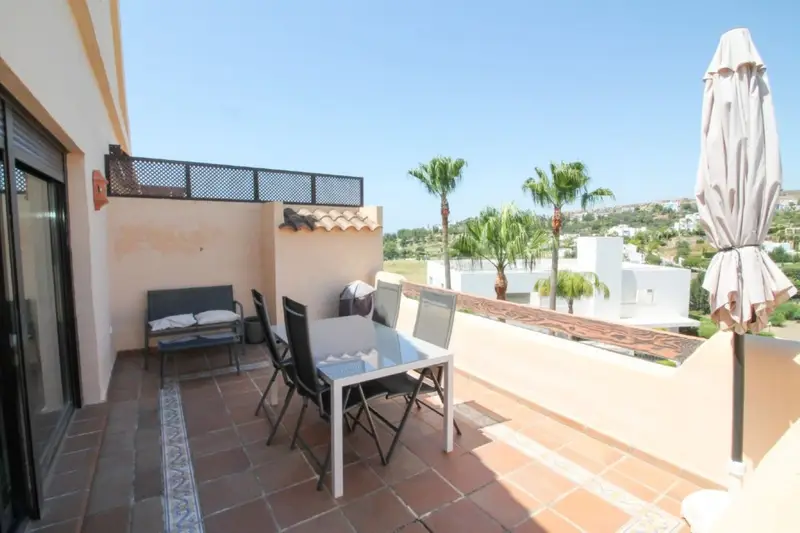 Piso de 2 Dormitorios alquiler Benahavis, España