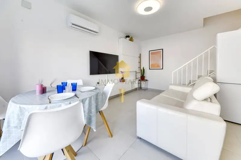 Chalet con Piscina Privada en Empuriabrava