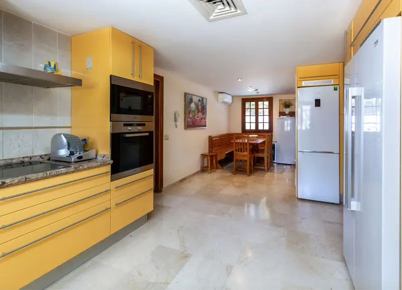 Villa de Lujo 5 Dormitorios Marbella Los Altos Reales
