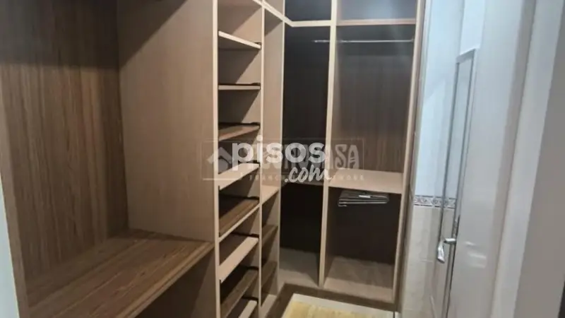 Piso en venta en Calle Historiador García Montero