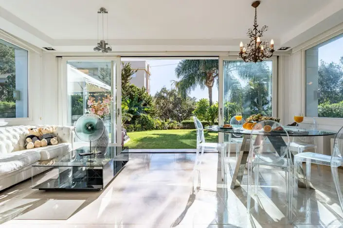 Villa 4 Dormitorios Cabopino Marbella Cerca Playa Golf