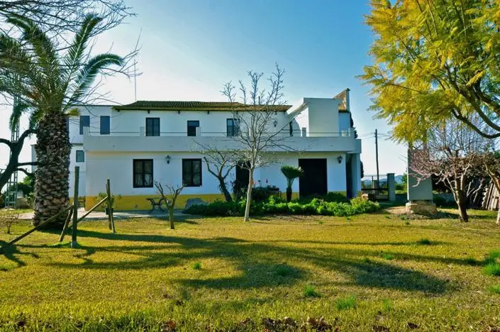 11 Dormitorios Villa en Venta Benaguacil