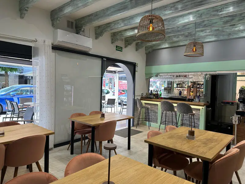 Local Comercial con Licencia en San Pedro Alcántara