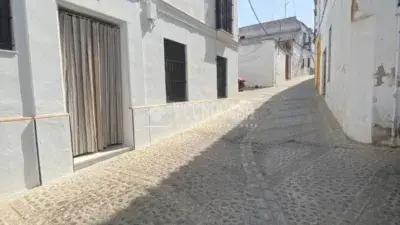 Piso en venta en Carmona: 387m², 2 plantas, garaje incluido