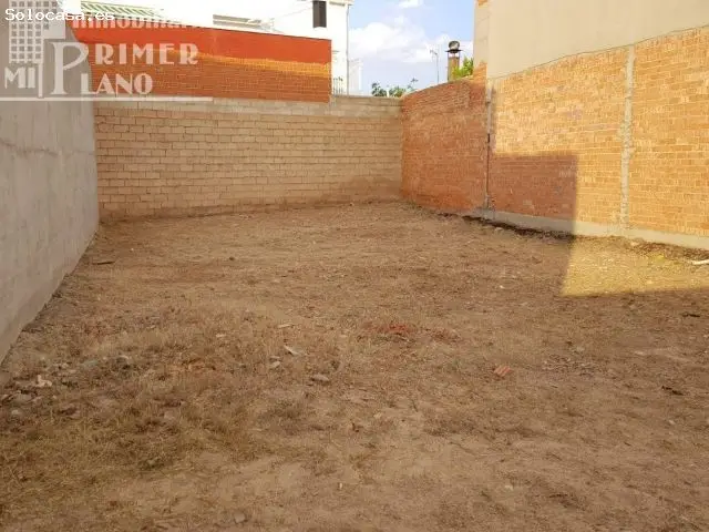 Solar en Venta Tomelloso 230m2 10m Fachada