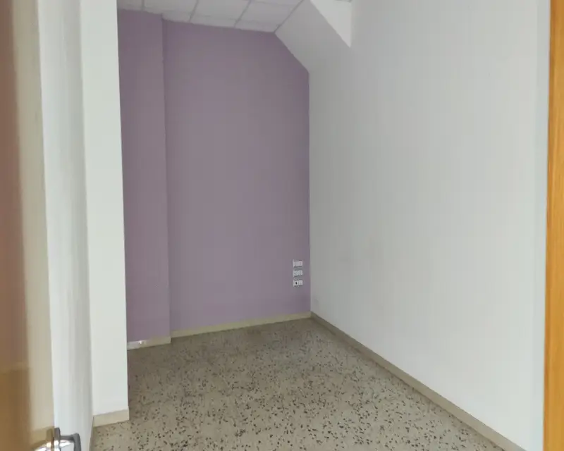 Inmueble de 103m2 con 2 banos en Tarragona