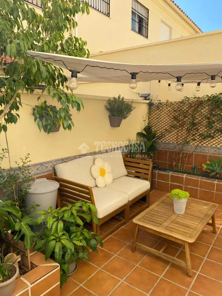 Casa Adosada Ciudad Jardin 177m2 4 Dormitorios Parking Solario