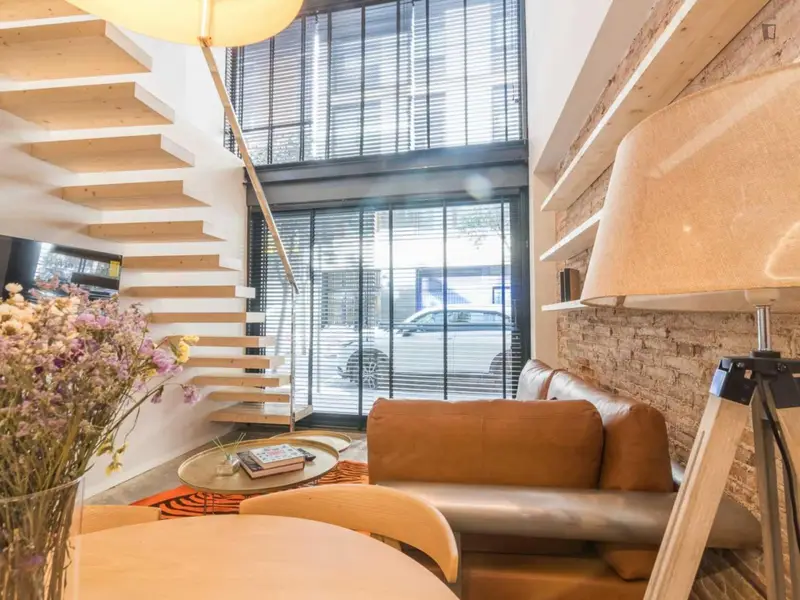 Apartamento 1 Dormitorio Duplex cerca Clinica Barraquer