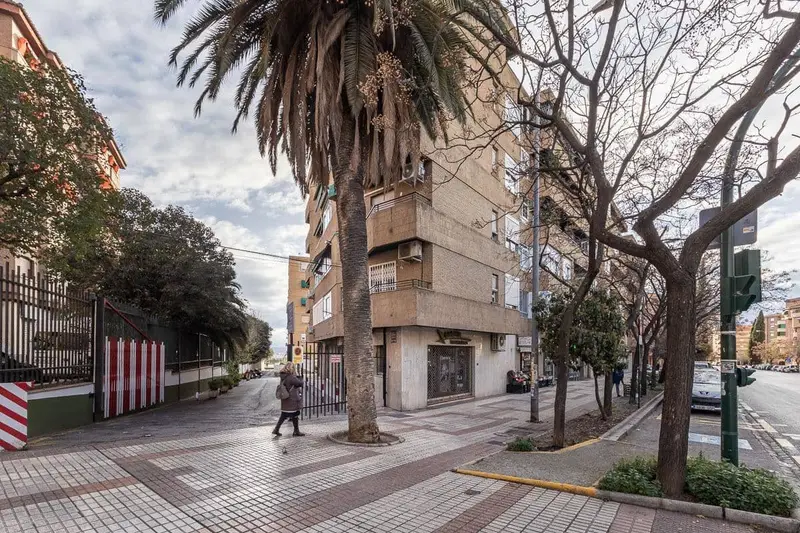 Piso en Venta Angustias Granada 4 Dormitorios 2 Baños Terraza