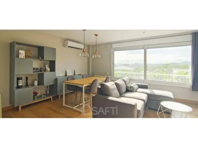 Piso en venta en Artes Barcelona: 123m², 4 habitaciones, 2 baños, reforma integral
