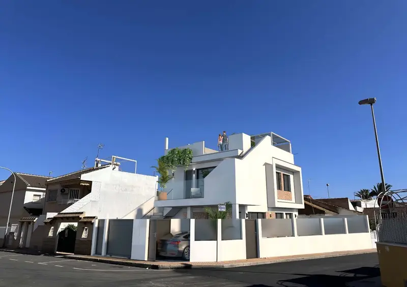 Apartamento en Venta San Pedro Espa	

 a Nuevo Cerca del Mar