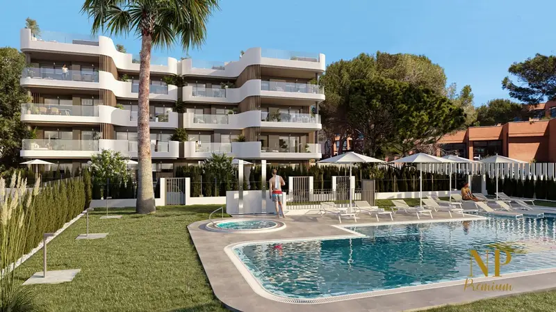 Planta Baja en Cala Ratjada con Piscina Cerca de la Playa