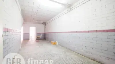 Casa en alquiler en Terrassa 179m2 5 habitaciones 2 baños