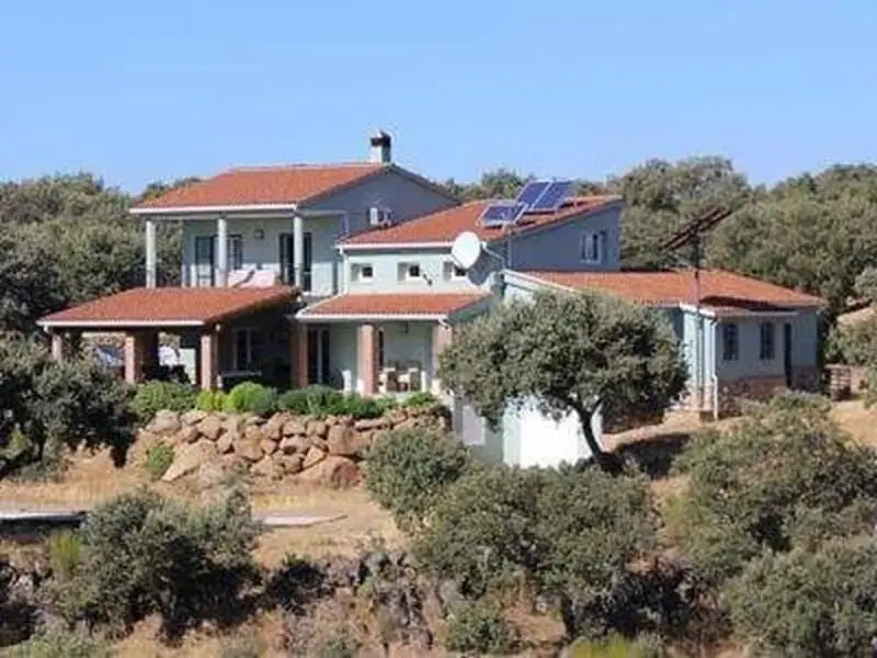 Casa Rural Ecológica con Piscina en Valdefuentes