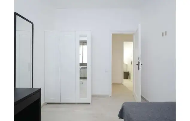 Apartamento 7 Dormitorios Barcelona Horta Guinardo