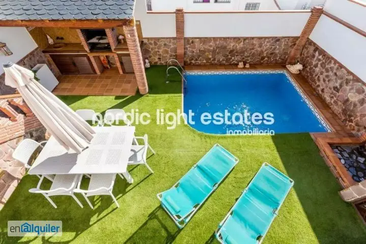 Alquiler Invierno Apartamento Rustico Nerja Chimenea Piscina WiFi