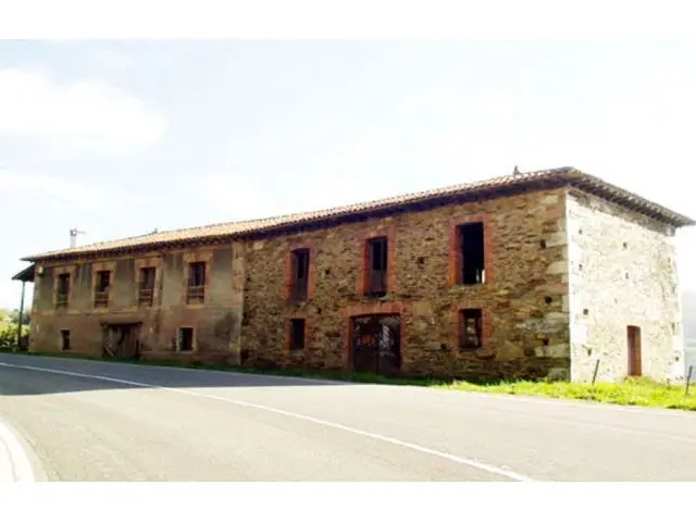 Chalet en Venta en Asturias: Casas de Piedra para Restaurar