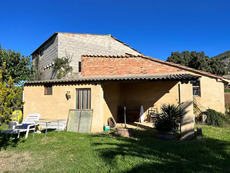 Casa Rustica en Venta 655m2 con Caseta Garaje y Pajaro